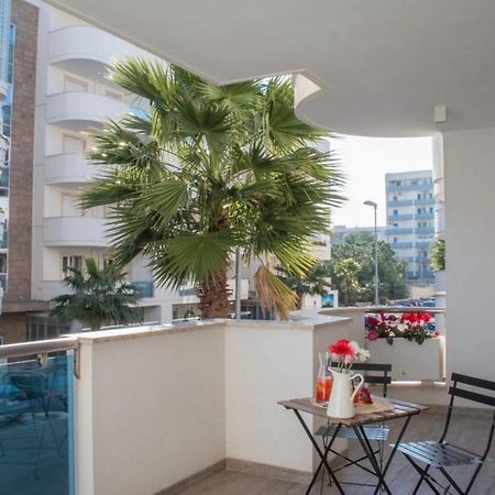 Nilu In Citta - Nuovo Appartamento Con Vista Mare Monopoli Exterior foto